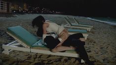 Голая Джессика Маре в сериале «Город мечты» фото #8