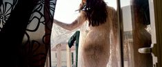 Джессика Уберуага засветила попку в фильме «Хроники мстителя» фото #2