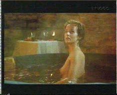 Голая Изабелла Скорупко в фильме «Слезы Святого Петра» фото #1