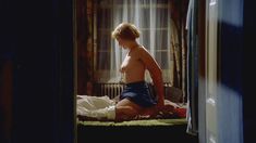 Голая Кейт Уинслет в фильме «Айрис» фото #20