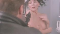 Голая грудь Ким Кэтролл в фильме «Считанные секунды» фото #3