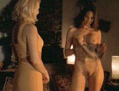 Голая Китана Бэйкер в фильме «Модельное агентство» фото #1