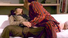 Полностью голая Клаудия Колль в фильме «Все леди делают это» фото #3