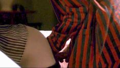 Полностью голая Клаудия Колль в фильме «Все леди делают это» фото #4