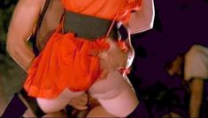 Полностью голая Клаудия Колль в фильме «Все леди делают это» фото #5