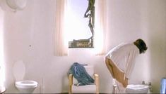 Полностью голая Клаудия Колль в фильме «Все леди делают это» фото #34