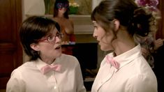 Голая Криста Келли в сериале «Мастера вечеринок» фото #10