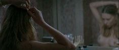 Голая Леа Сейду в фильме «Прекрасная заноза» фото #7