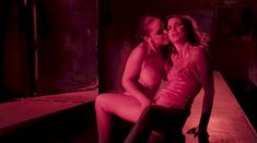 Голая Лили Картер в фильме «Пустошь» фото #21