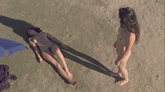 Голая Луиза Раньери в фильме «Эрос» фото #2