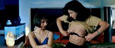 Голая Марибель Верду в фильме «Золотые яйца» фото #2