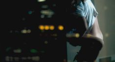 Голая Марин Айрлэнд в фильме «28 спален» фото #3