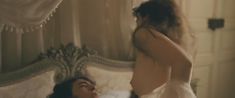 Миа Васиковска  засветила грудь в фильме «Госпожа Бовари» фото #5