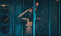 Голый сосок Мишель Уильямс в фильме «Валентинка» фото #5