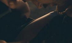 Голый сосок Мишель Уильямс в фильме «Валентинка» фото #9