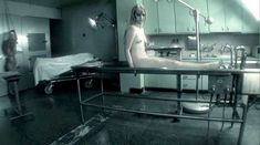 Красотка Мэри Элис ЛеГолт снялась голой в фильме «Глубокое погружение» фото #6