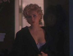 Голая грудь Нины Семашко в фильме «Дикая орхидея 2. Два оттенка грусти» фото #6