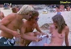 Голая Оливия Паскаль в фильме «Лихорадка летней ночи» фото #19