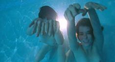 Голая Паркер Поузи в фильме «Юбилей» фото #2