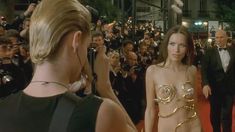 Голая Рье Расмуссен в фильме «Роковая женщина» фото #10