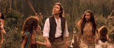 Саманта Мамба засветила грудь в фильме «Машина времени» фото #2