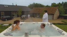 Голая Сиа Беркли в сериале «Молокососы» фото #4