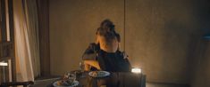 Голая Сиенна Миллер в фильме «Высотка» фото #1