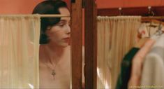 Голая Тара Фитцджеральд в фильме «Сирены» фото #9