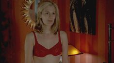 Голая грудь Теа Гилл в сериале «Близкие друзья» фото #13