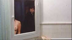 Голая Хейди Ленхарт в фильме «Красное мясо» фото #1