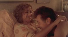 Голая Хелен Шейвер в фильме «Верующие» фото #3