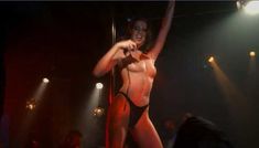 Голая Шеннон Элизабет в фильме «Сорвиголовы» фото #3