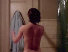 Голая Шерри Стрингфилд в сериале «Полиция Нью-Йорка» фото #6