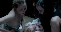 Голая Эван Рэйчел Вуд в фильме «В лесу» фото #9
