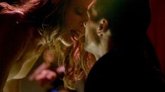Голая грудь Эрики Джордан в сериале «Королевство» фото #2