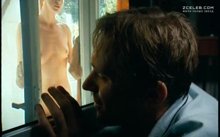 Жағажайдағы сиськи мен есектердің видеосы