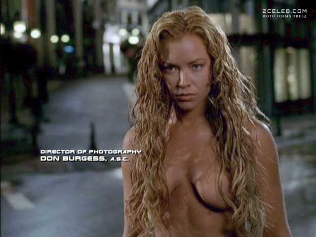 Кристанна Локенмен эротикалық көріністер