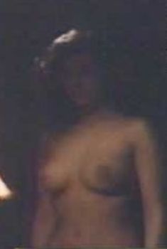 Әйелге куннилингус жасап жатқан ер адамның порно видеолары