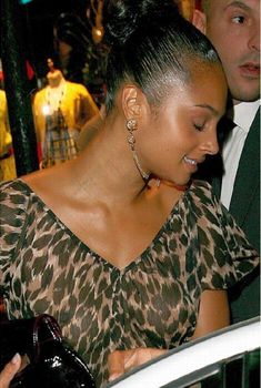 Алеша Диксон в прозрачной блузке, Июнь 2008